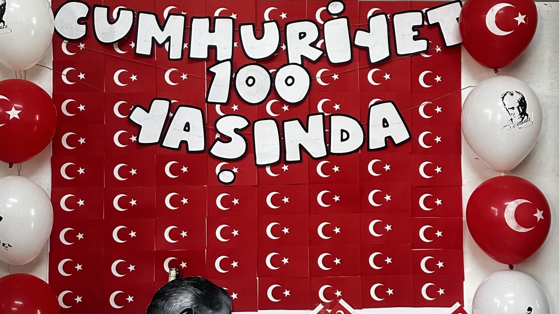 CUMHURİYETİMİZ 100 YAŞINDA..